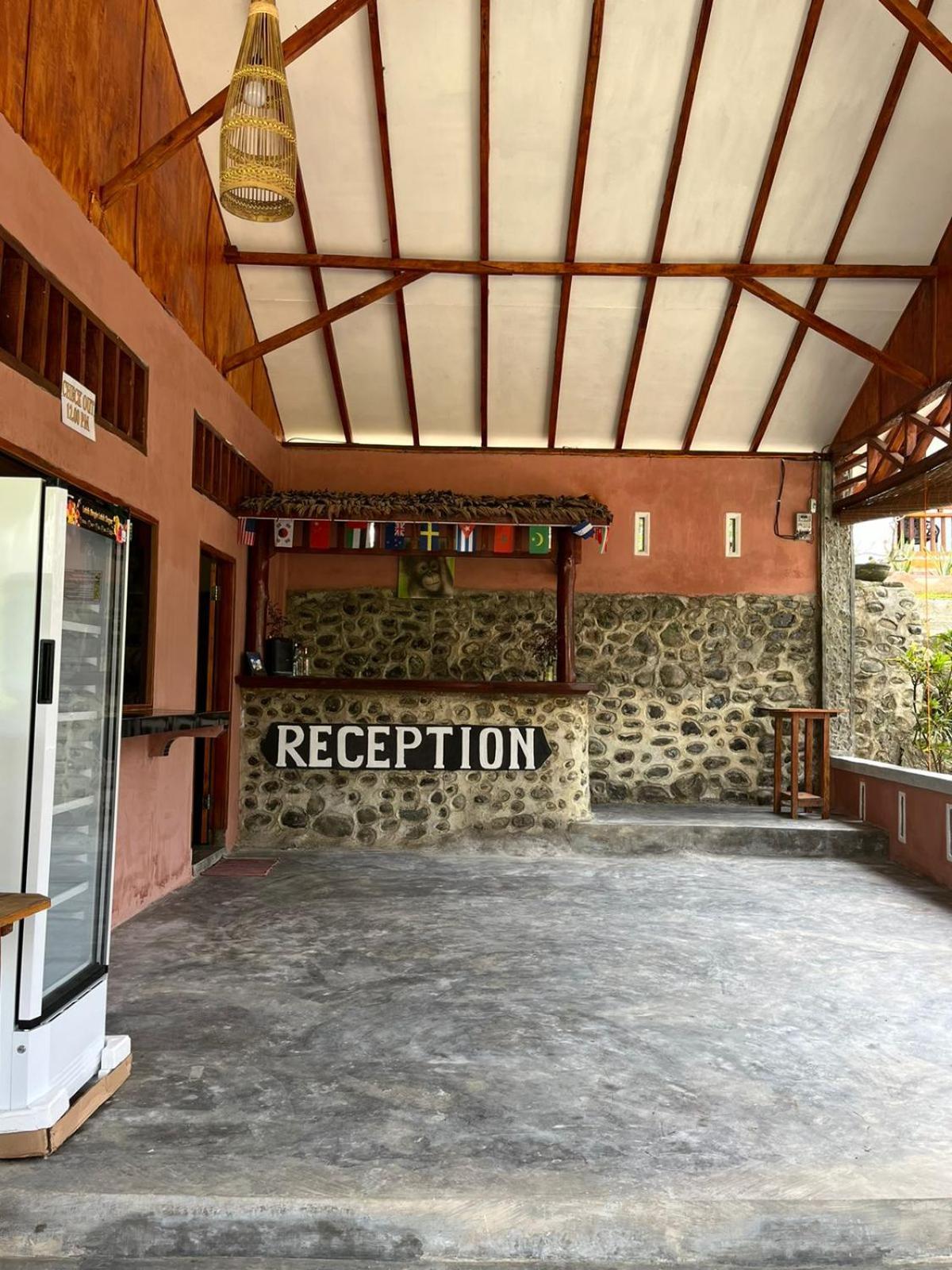Asim Paris Guesthouse & Jungle Trekking Bukit Lawang Exterior foto