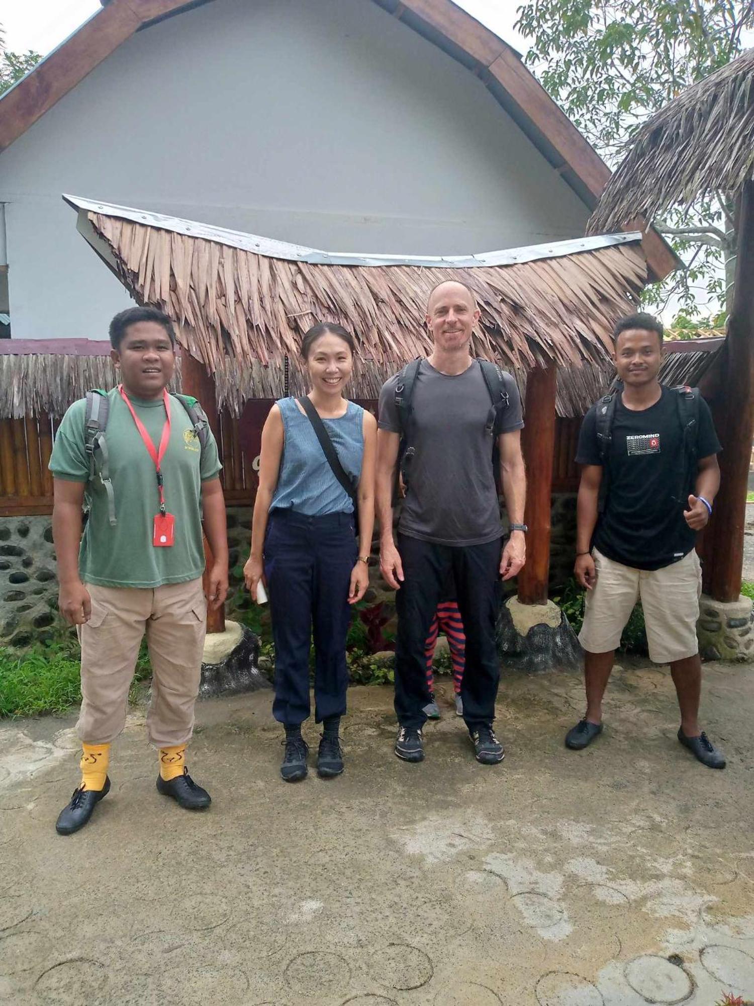 Asim Paris Guesthouse & Jungle Trekking Bukit Lawang Exterior foto