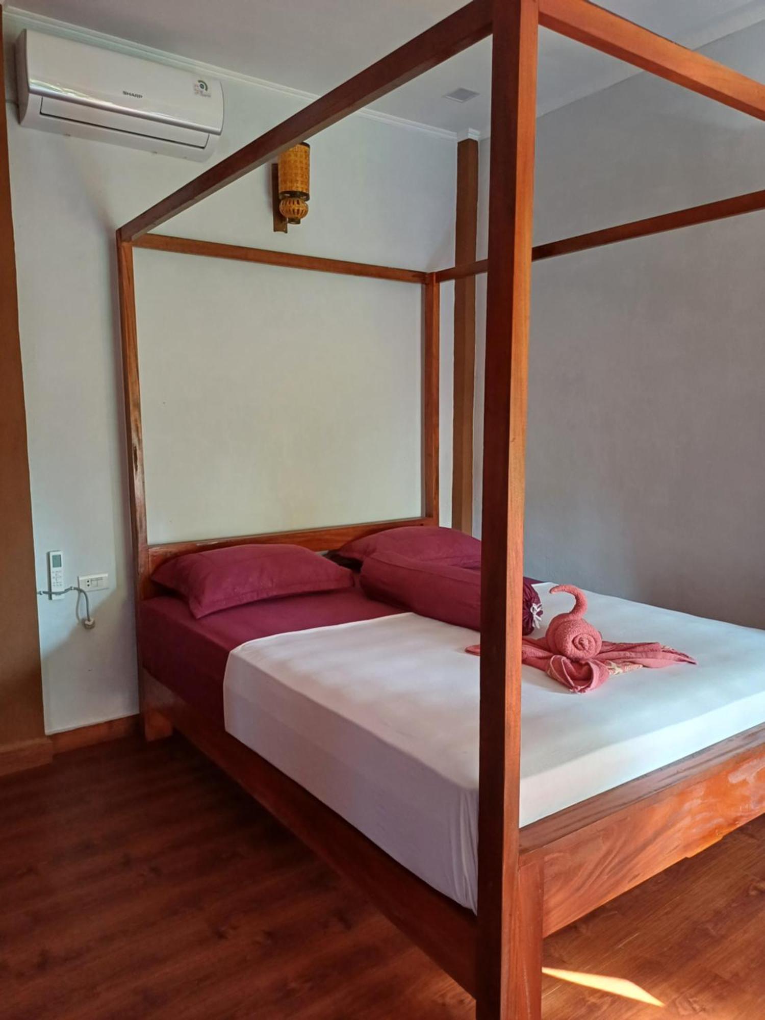 Asim Paris Guesthouse & Jungle Trekking Bukit Lawang Exterior foto